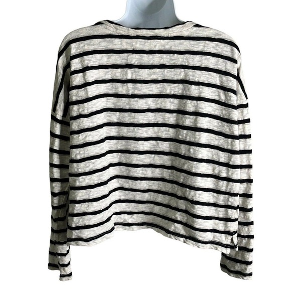 Carly Jean Size M Striped Top Pullover Textured 100% Cotton Black White - Picture 5 of 8